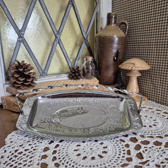 Set of 2 Vintage Silver-toned Butter Dishs with Folding Handles - Serving Tray - Picture 4 of 10